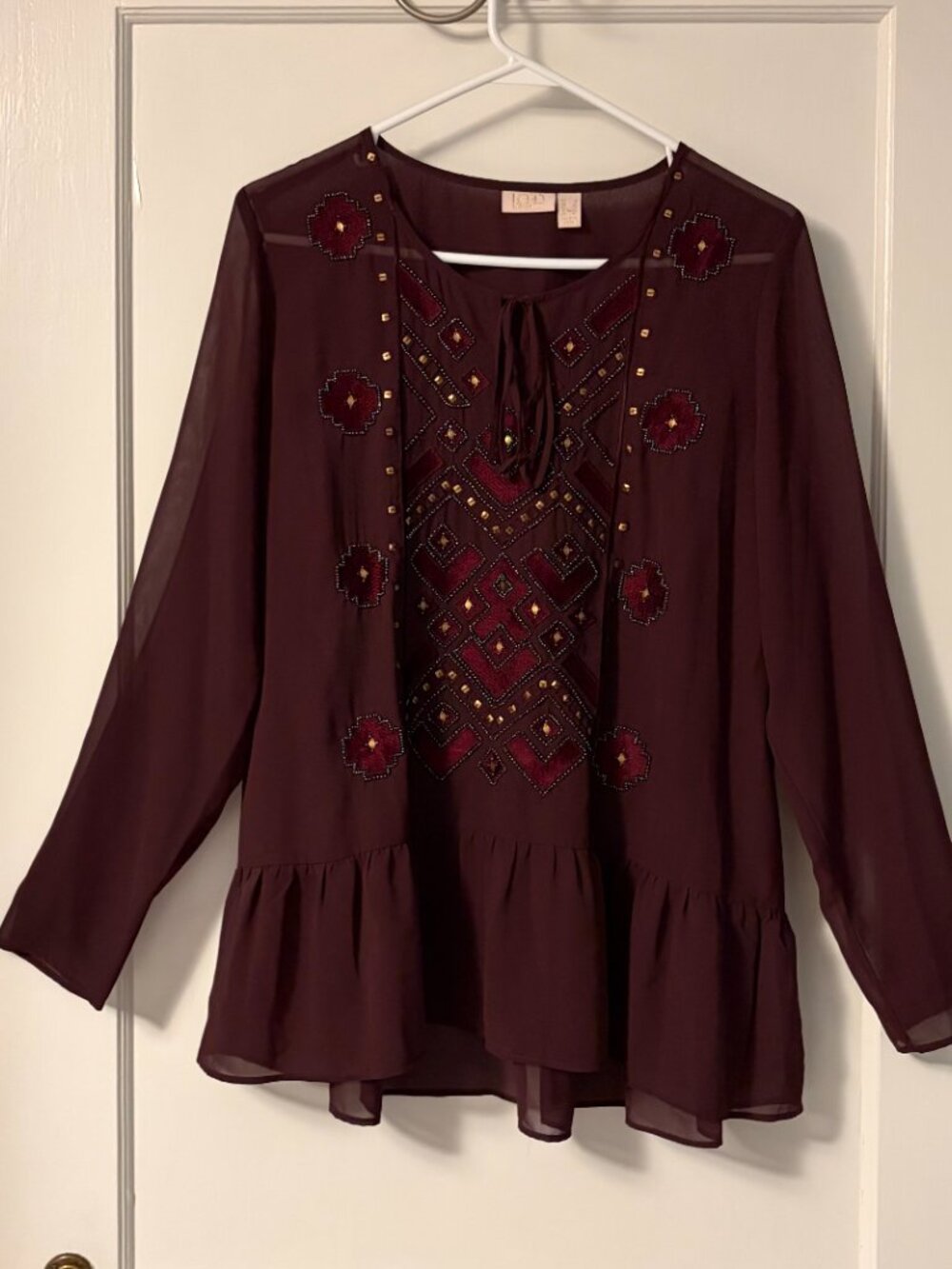 Logo Lavish burgundy beaded embellished ruffle boho tunic top size 8 (medium)